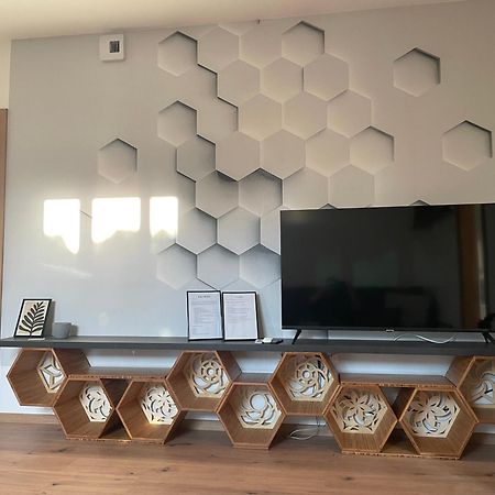 Hexagon Apartman Сегед Екстер'єр фото